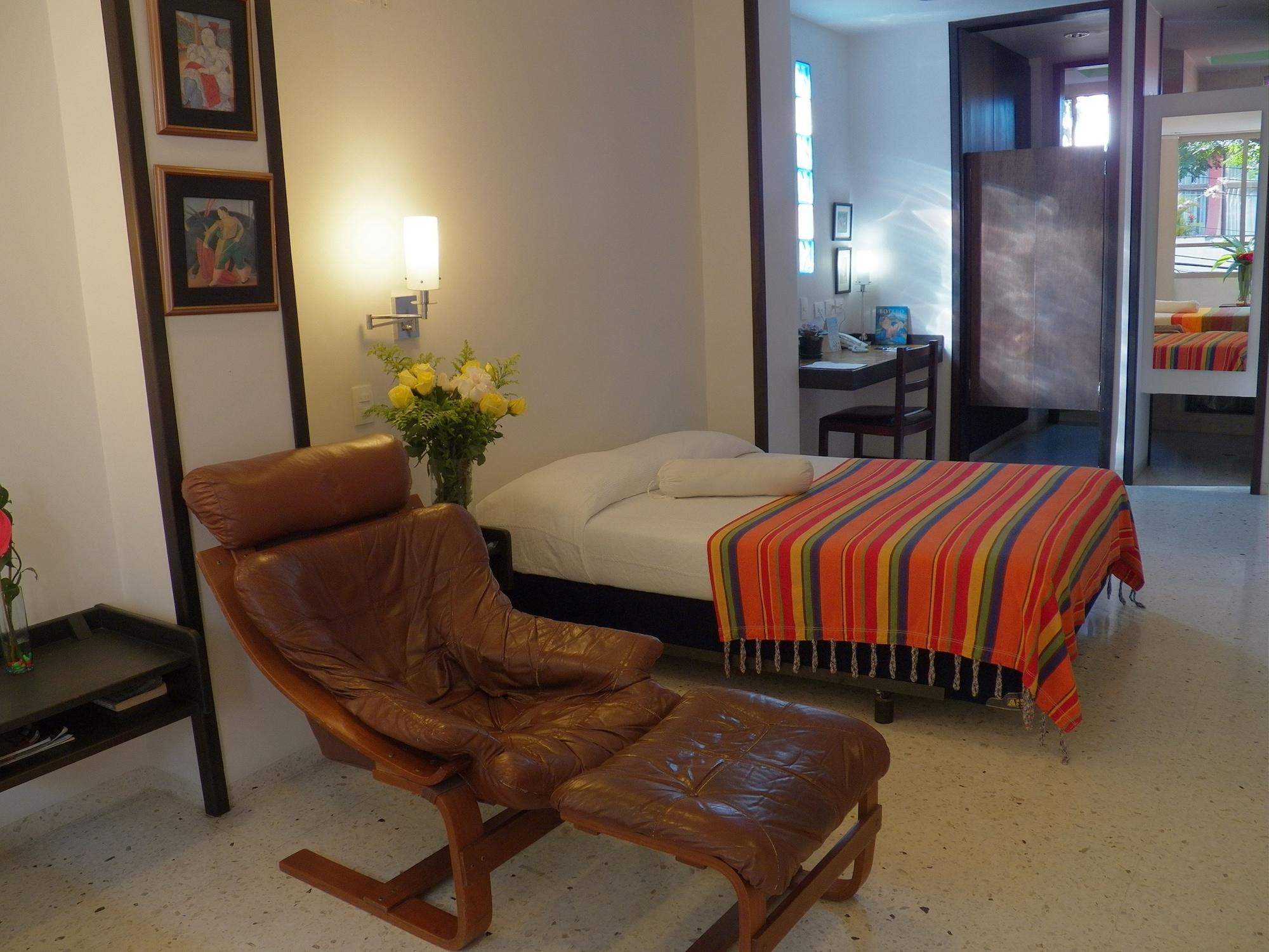 Hotel Casa Santa Monica Norte Калі Екстер'єр фото