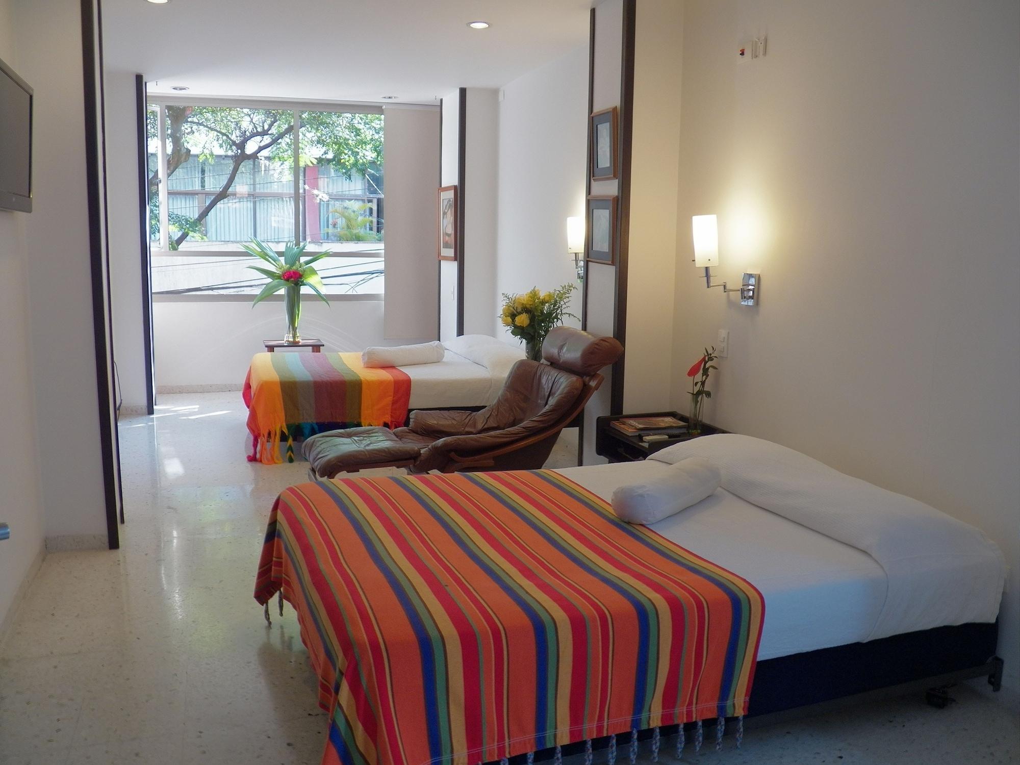 Hotel Casa Santa Monica Norte Калі Екстер'єр фото